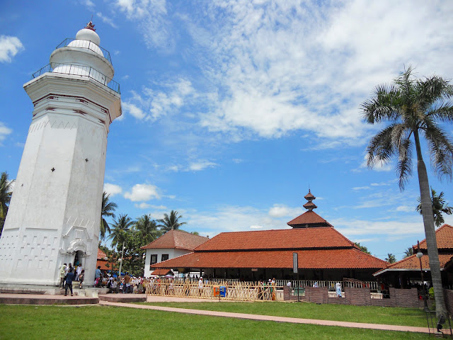 wisata mesjid agung banten