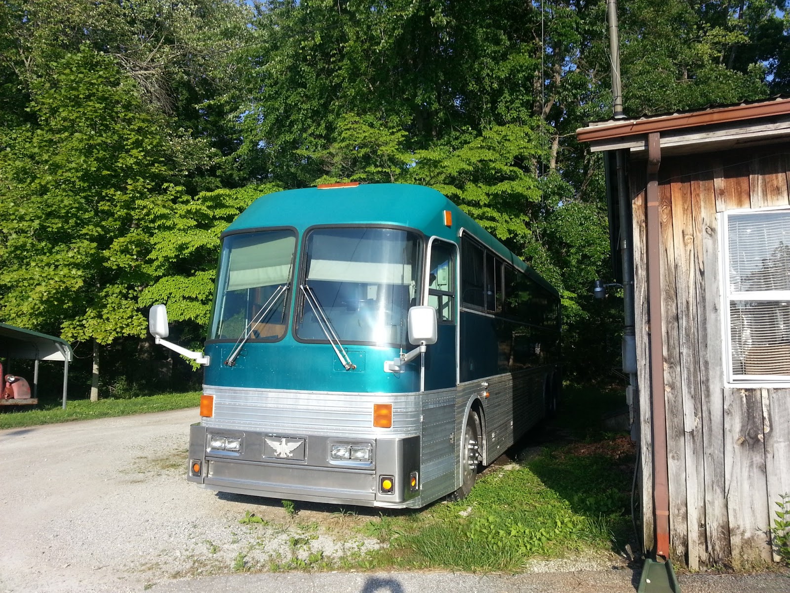 Mark and Patty RV Adventures Travel to Berea KY. RV Repair and Small