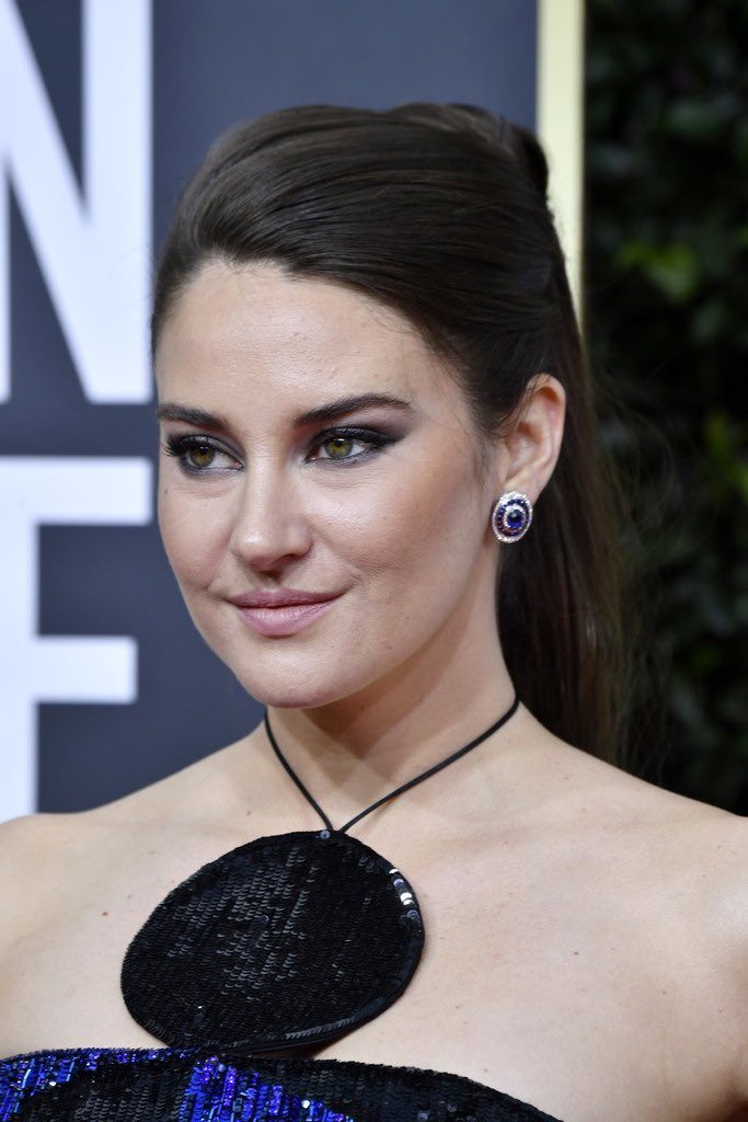 Red Carpet Dresses: Shailene Woodley - Golden Globes & Warner Bros. and