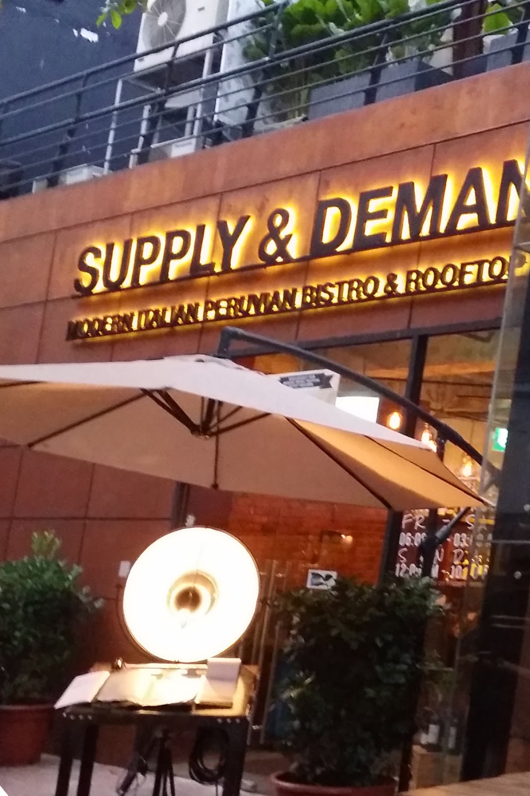 Good Food, Good Life! Supply & Demand Esplanade