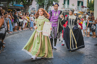 Corteo storico di Sant' Alessandro 2019, Sfilata di Sant' Alessandro 2019, Isola d'Ischia, Foto Ischia, Antiche tradizioni dell' Isola d' Ischia, Ritratto, Castello Aragonese Ischia, Sbandieratori, Mamuthones, 