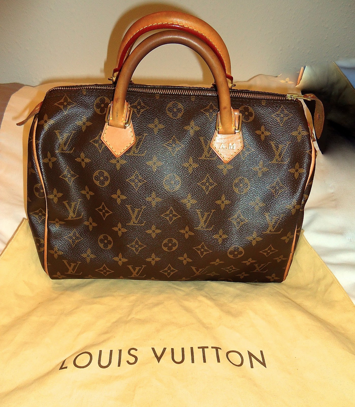 LADY IN RED "W" EL NUEVO BOLSO DE LOUIS VUITTON