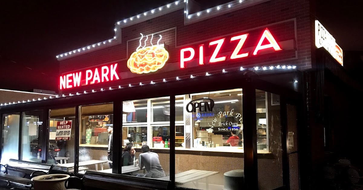 31 Days of Pizza Day 30, 2019 New Park Pizza (Howard Beach, Queens)