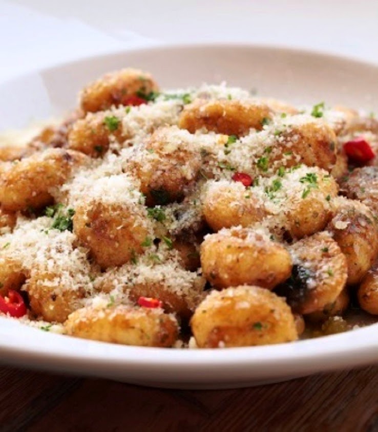 dolci e ricette GNOCCHI AI FUNGHI PORCINI E ZAFFERANO