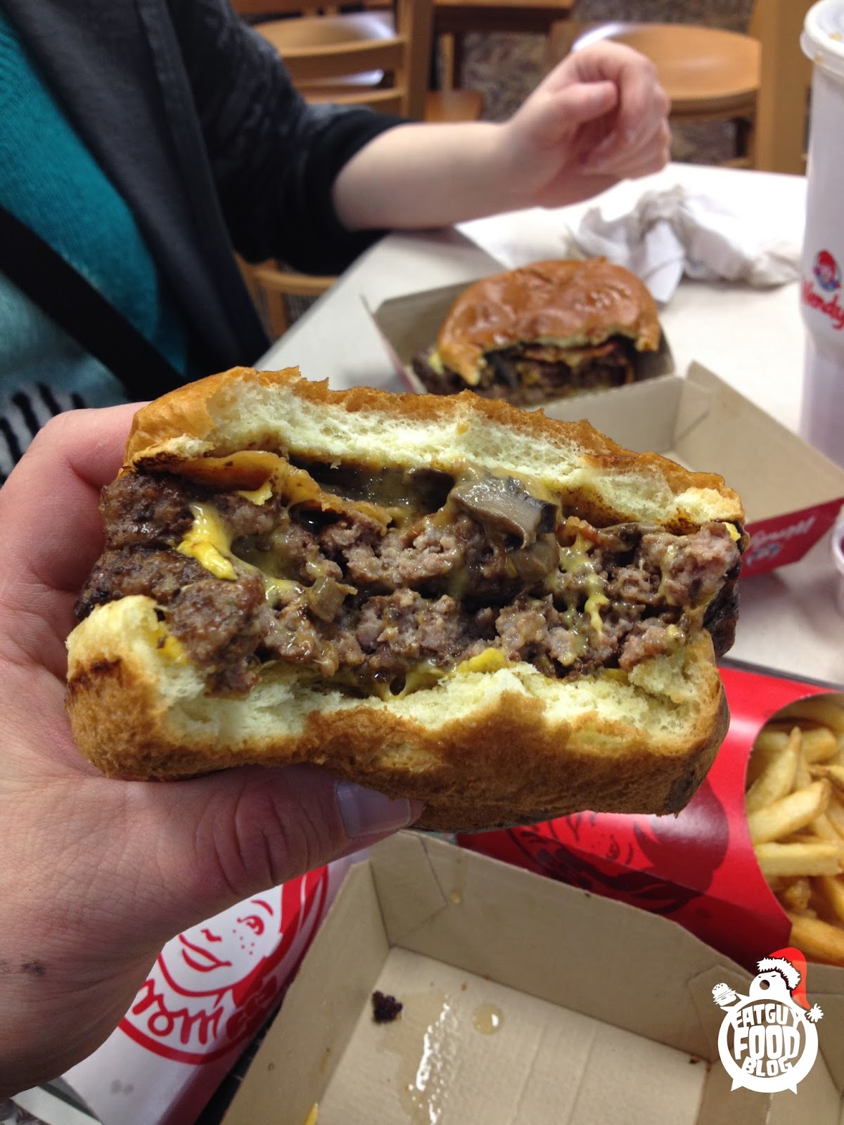 FATGUYFOODBLOG Wendy's Bacon Portabella Melt on Brioche