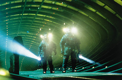Event Horizon 1997 Movie Image 1