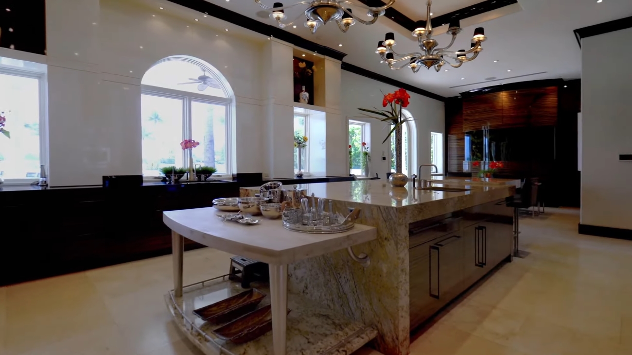 35 Photos vs. 182 Bal Bay Dr, Bal Harbour, FL vs. $35 Million Villa Magnolia in Bal Harbour, Florida | LUXURY LISTING