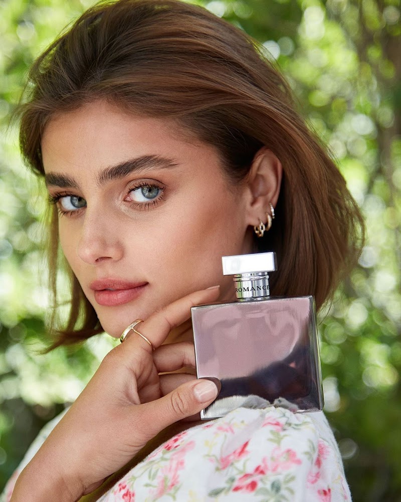 Taylor Hill Clinked for Ralph Lauren Romance Fragrance 2021 Campaign