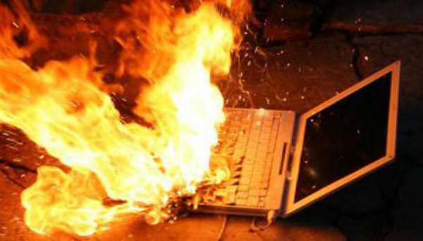 اعطال شاشة الاب توب اعطال شاشة الاب توب