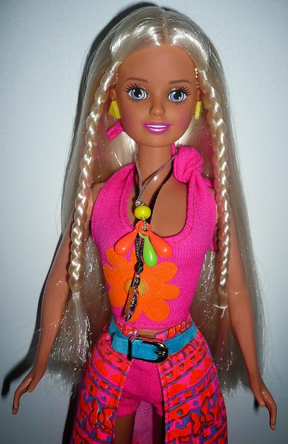 Sindy zheng. Кукла Sindy Hasbro. Кукла Синди 1993. Кукла Синди Хасбро. Кукла Синди с дредами.