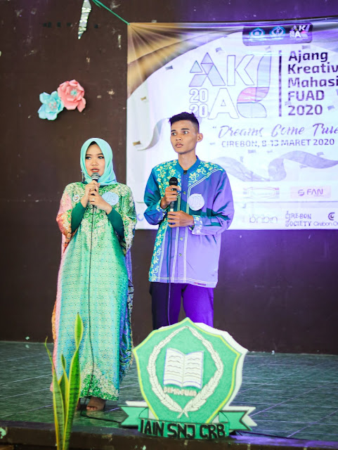 Fashion Show, Kaligrafi, Cipta Baca Puisi 