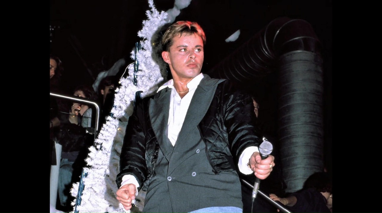 ausCAPS Stefano Zandri and Tom Hooker shirtless in Dons Of Disco