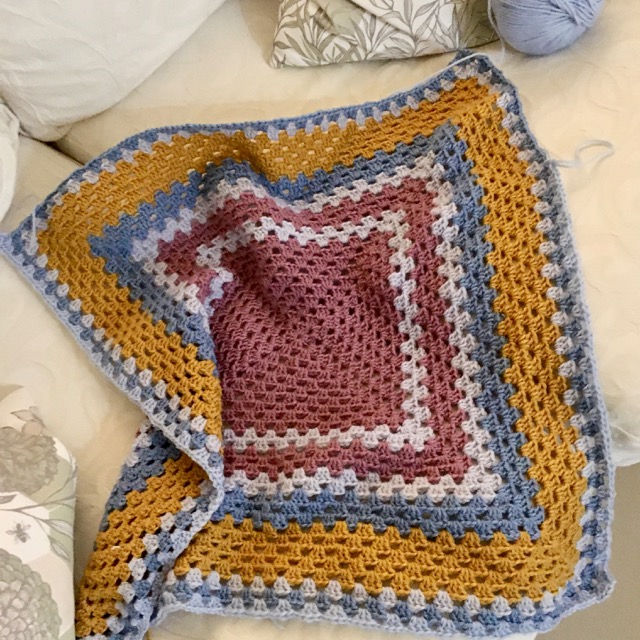 Crochet Giant Granny Square