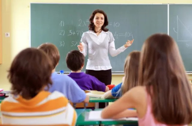 Teacher Jobs: नौकरी तलाश रहे शिक्षकों के लिये खुशखबरी, यहां होगी 34,000 शिक्षकों की भर्त Teacher Jobs: नौकरी तलाश रहे शिक्षकों के लिये खुशखबरी, यहां होगी 34,000 शिक्षकों की भर्त