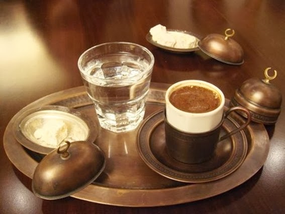 Warum Trinkt Man Kaffee Butterflies: DER TÜRKISCHE KAFFEE "Eine Tasse Kaffee vergisst man 40