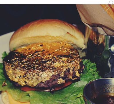 opinii meniu Steak Burgers HARD ROCK CAFE cu Vita Angus si foita de aur