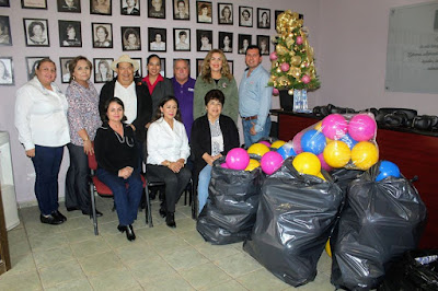 DIF Huatabampo recibe donación de juguetes por parte de su ciudad hermana Gardena