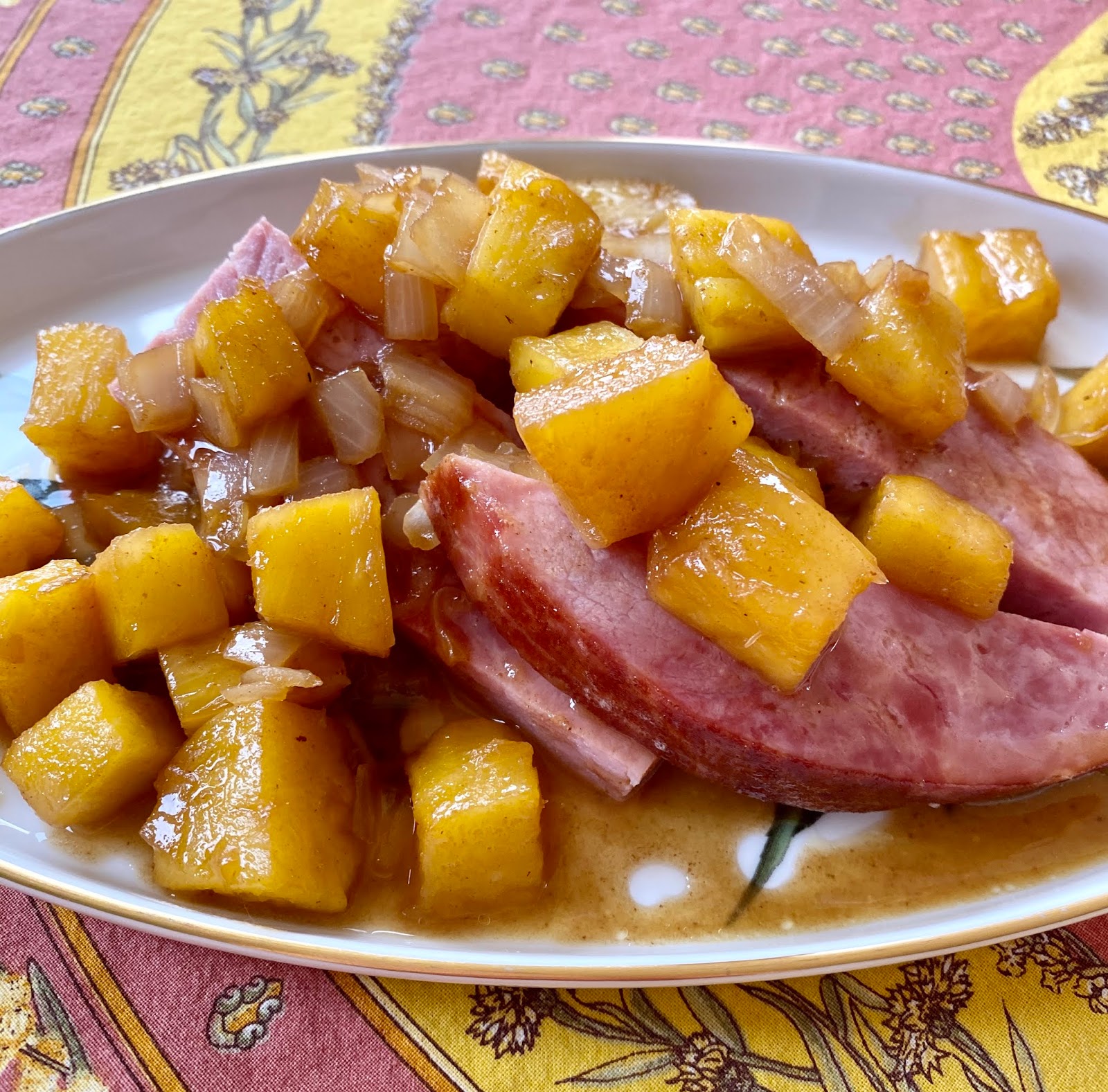 Ham steak with pineapple