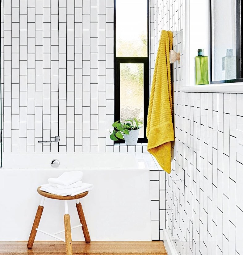Marzua: Tendencia en el baño; los azulejos también se colocan en