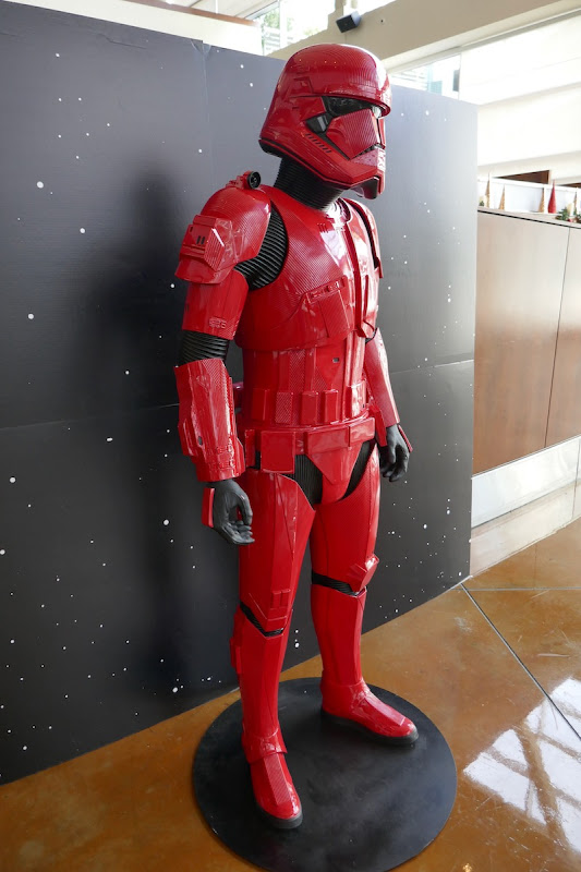 Star Wars Rise of Skywalker Red Sith Trooper armour