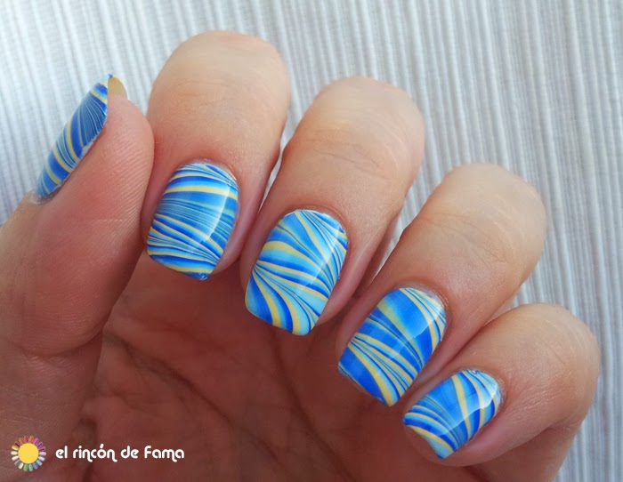 WATER MARBLE NAIL ART