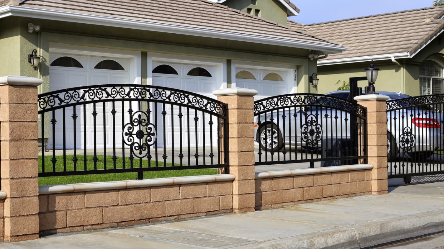 √ 51 Model Pagar Besi Minimalis Modern Paling Simple 2021