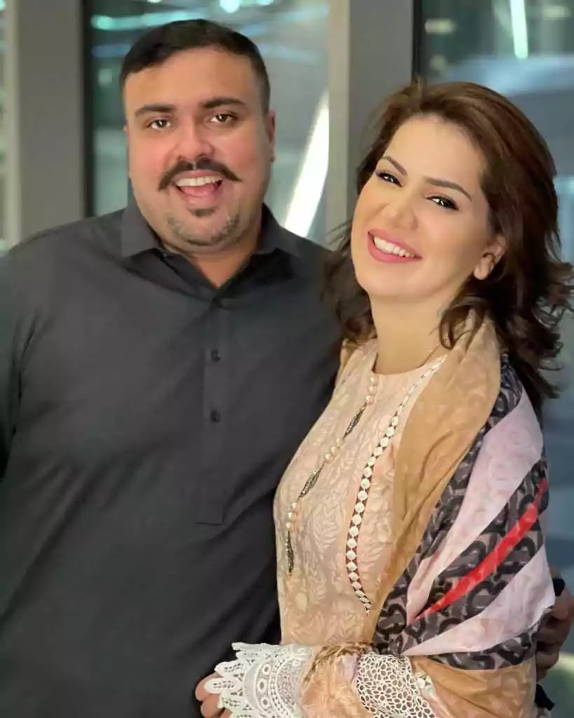 Ghana Ali New Pictures With Husband