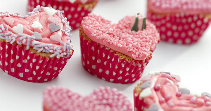 Easy Way to Make Pink Heart Shaped Cupcakes without a
