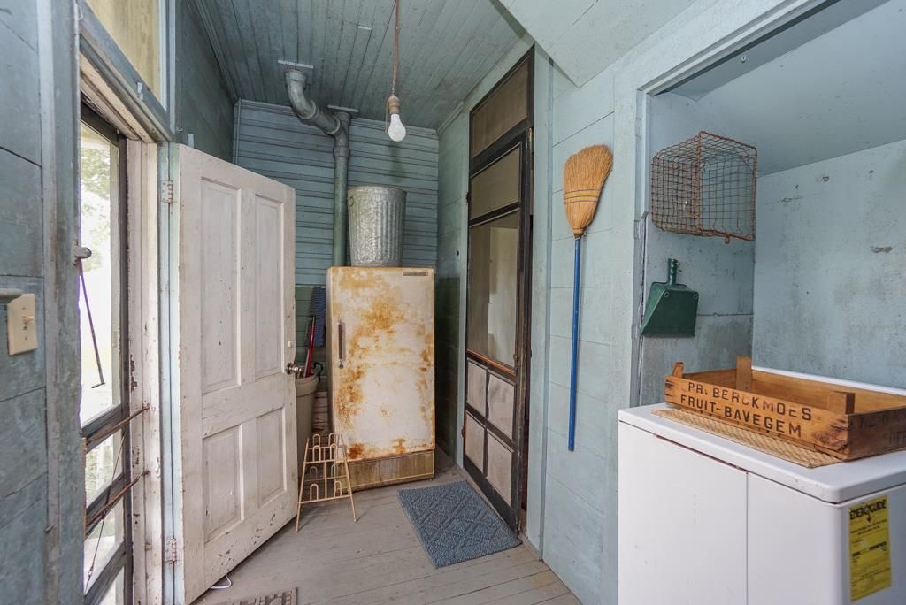 Sweet House Dreams 1899 Farmhouse in El Campo, Texas