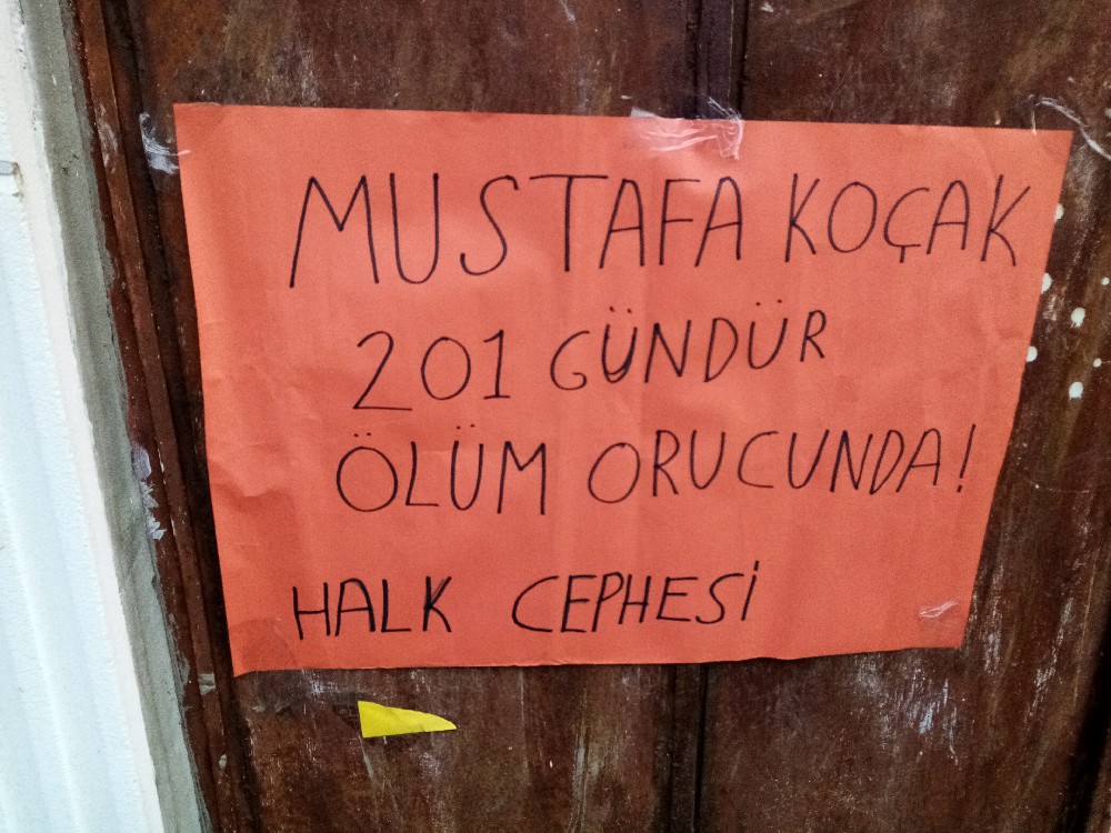 Armutlu Halk Cephesinden Duvar Gazetesi Çalışması Halkın Sesi TV