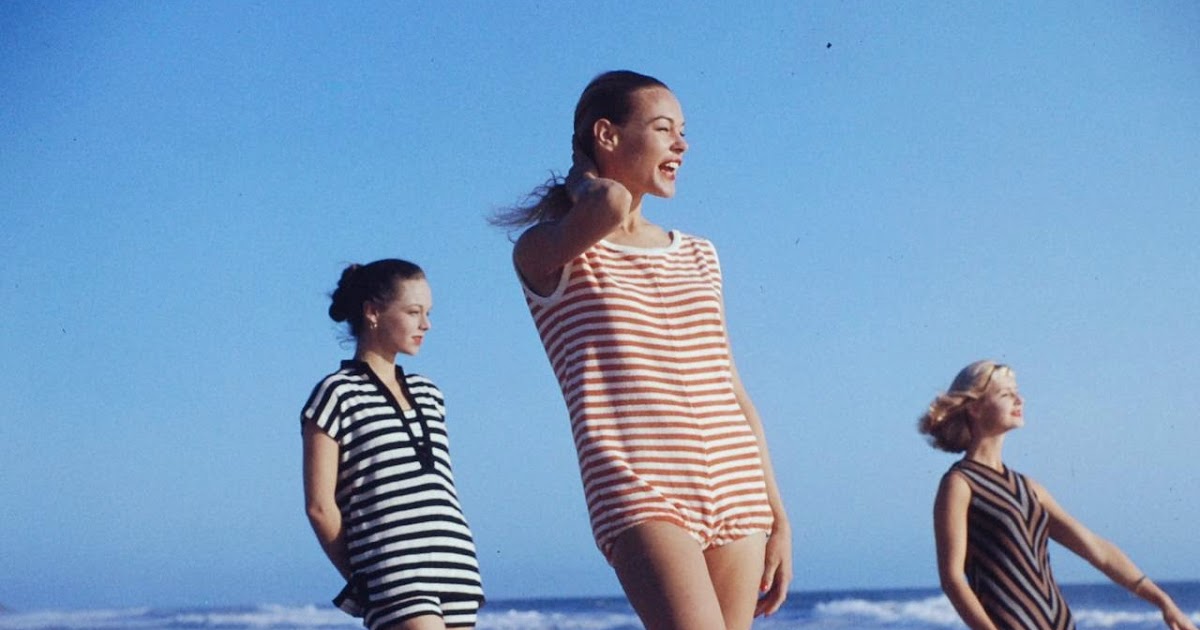 Beautiful Women's Beach Fashions of the 1950s ~ Vintage Everyday