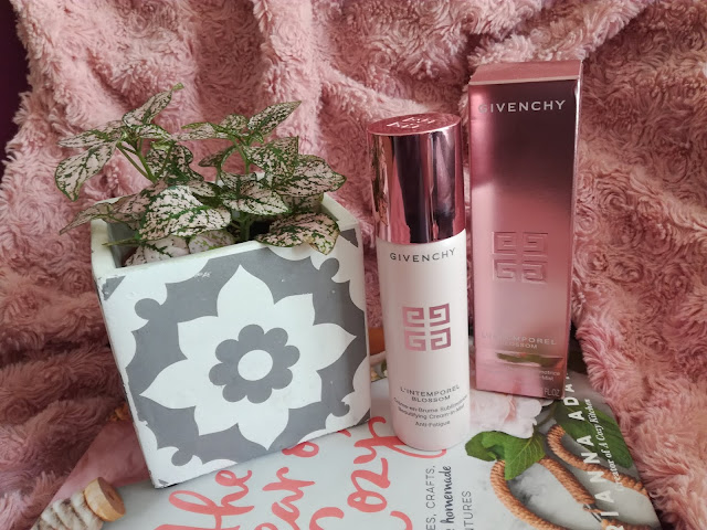 L&rsquo;Intemporel Blossom Crème-en-Brume Sublimatrice Anti-Fatigue de Givenchy