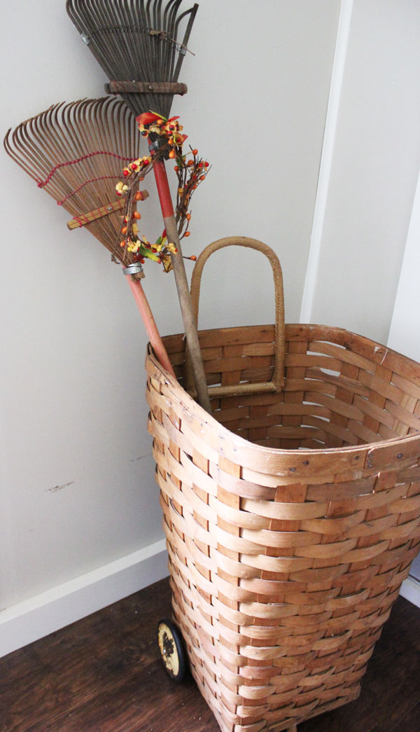 A Diy French Style Market Basket Itsy Bits And Pieces