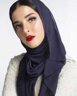 foto Tasya Farasya pake jilbab hijab kerudung