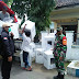 Anggota Koramil Jajaran Kodim 0824/Jember, Kawal Distribusi Logistik Pilkada