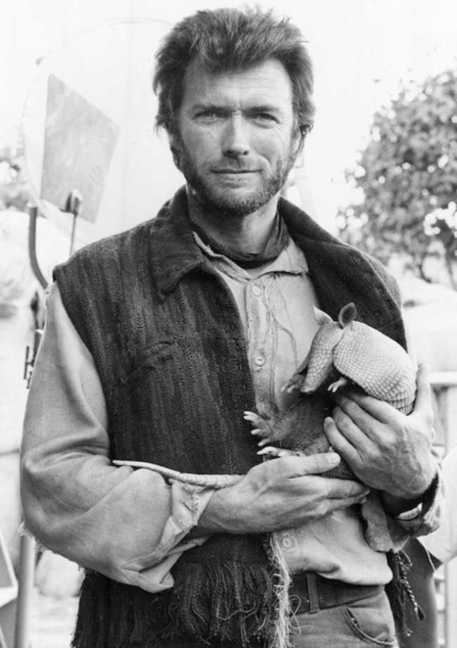 Vintage photos of a young Clint Eastwood in the 1960s and 1970s - 16
