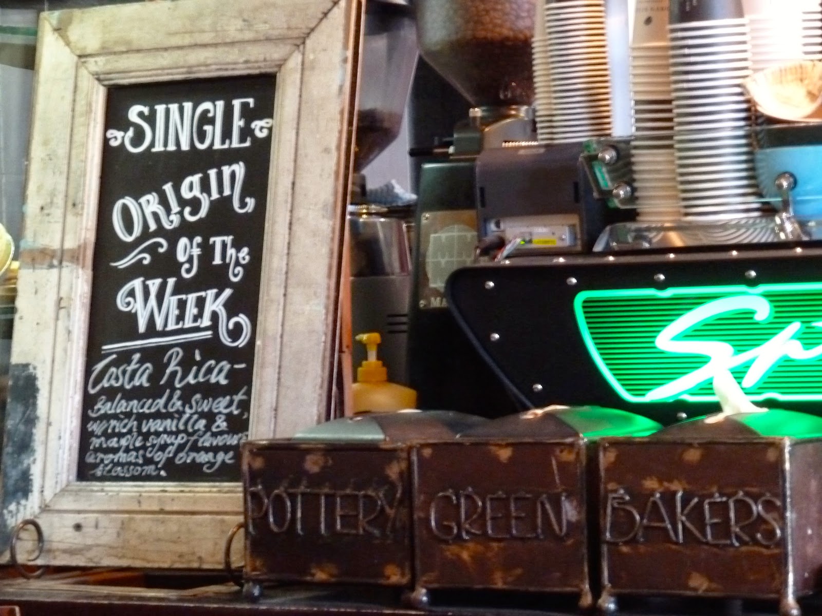 Sydneysiding KLite Pottery Green Bakers, Gordon