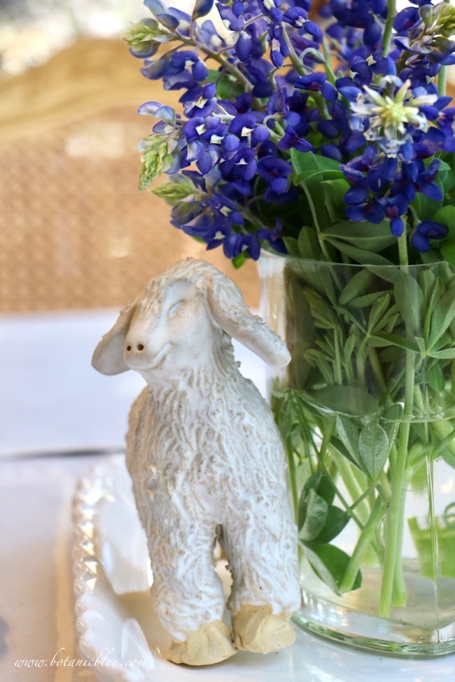 Botanic Bleu Easter Table With