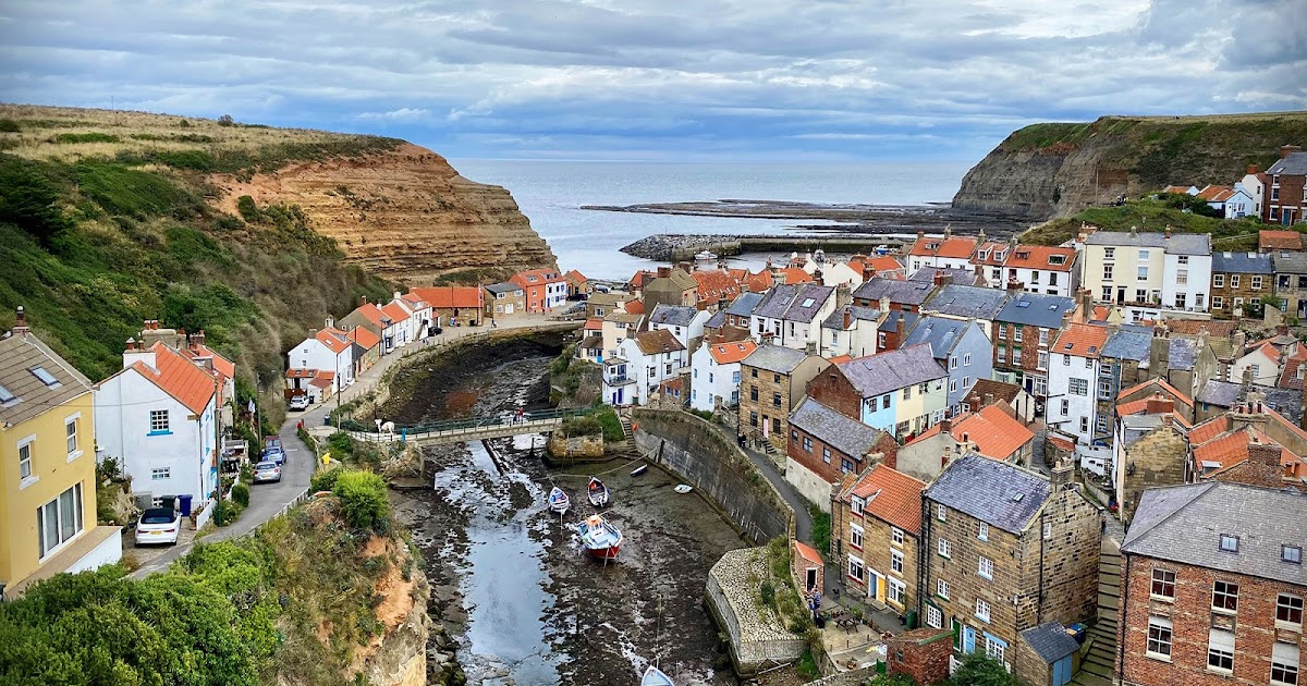 Staithes walk to the best viewpoint over the Staithes Cottages on the