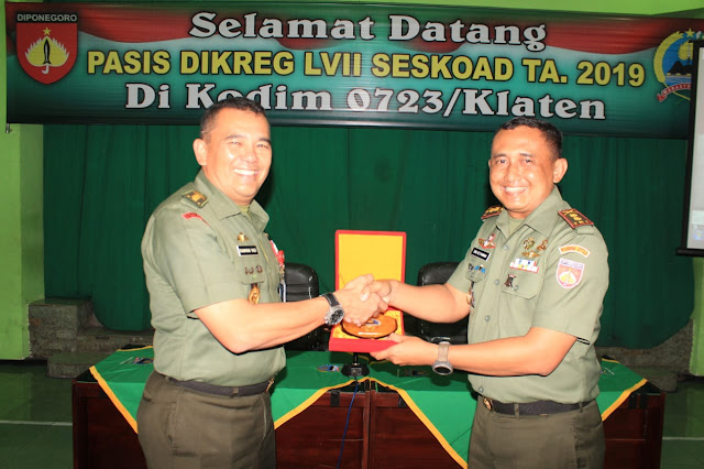 Dandim Klaten Terima KKLDN Pasis Dikreg LVII Seskoad TA 2019 Dandim Klaten Terima KKLDN Pasis Dikreg LVII Seskoad TA 2019