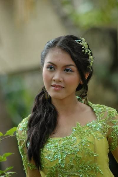 STAR HD PHOTOS: Indonesia Sexy Models Foto Cewek Ivne