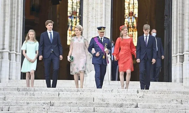 Queen Mathilde, Crown Princess Elisabeth, Prince Gabriel, Prince Emmanuel Princess Eleonore and Princess Delphine