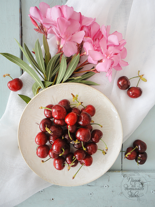 cereza-cerezas-cherry-cherries-bombon-bombones-chocolate-blanco