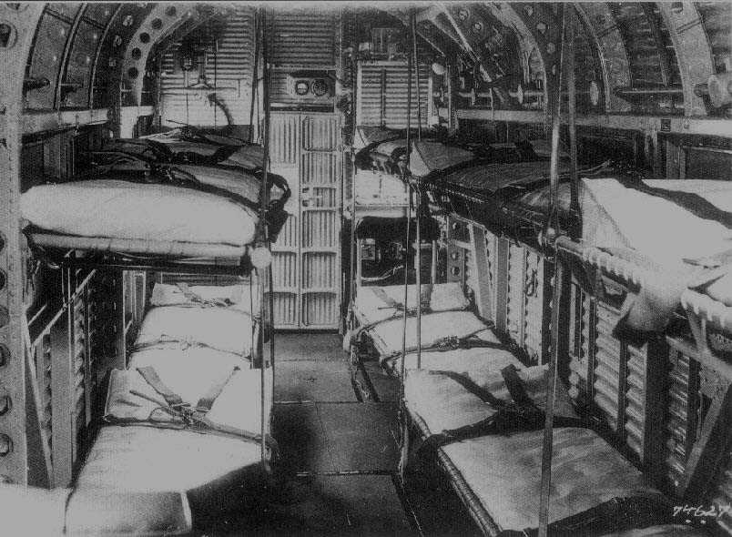 Ju52-InteriorAmbulance1f-s.jpg