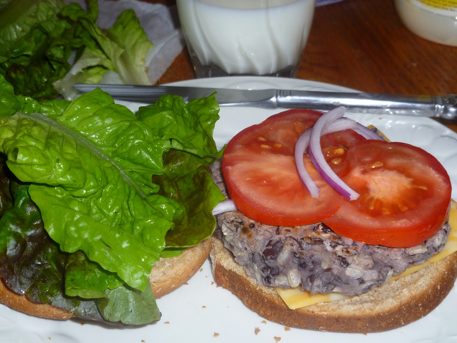 Full Time Suzie Homemaker Black Bean and Brown Rice Burgers