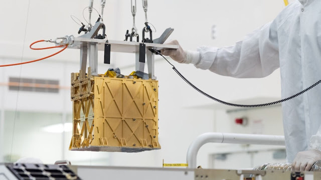 Nasa, Perseverance Rover'ının  içindeki bir cihazın havayı Mars'tan solunabilir oksijene dönüştürmeyi başardığını bildirdi.