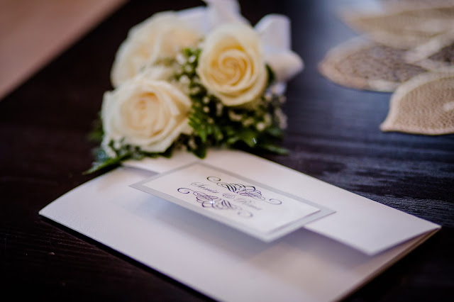 Wedding Invitations affordable wedding photography, artistic wedding photos, budget wedding photographer, cheap photographers, cheap wedding photographers, wedding photography, engagement photo ideas, famous wedding photographers, modern wedding photography,