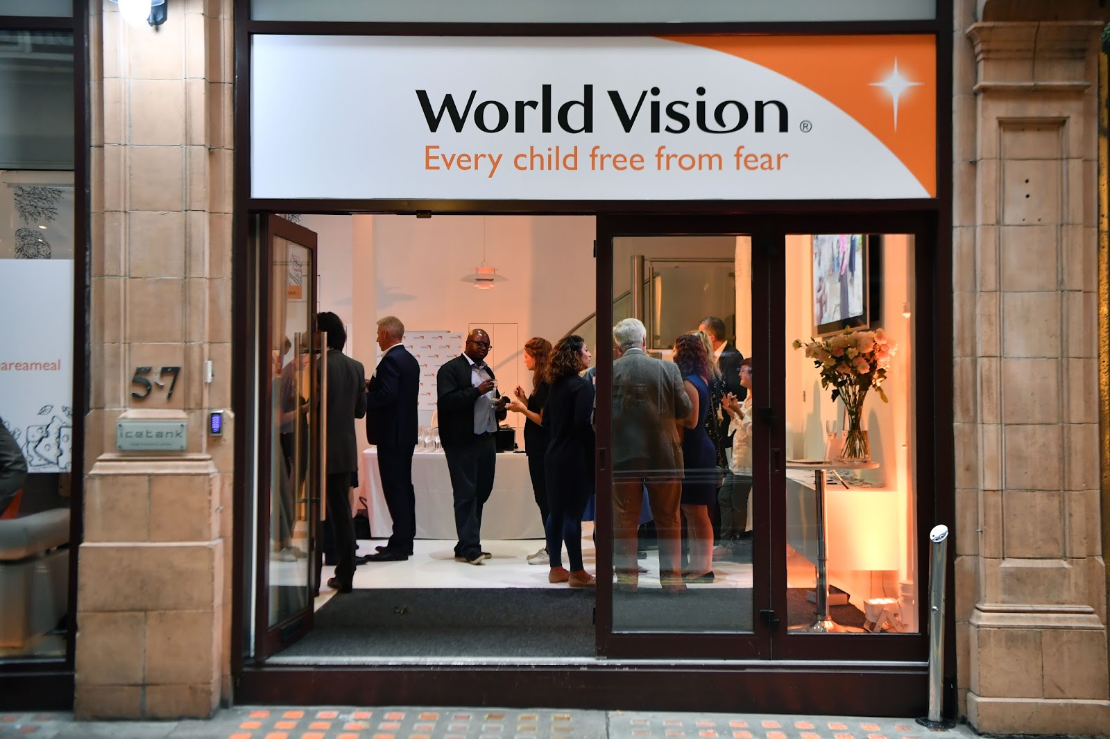 Tattooed Mummy S Randoms Share A Meal With World Vision