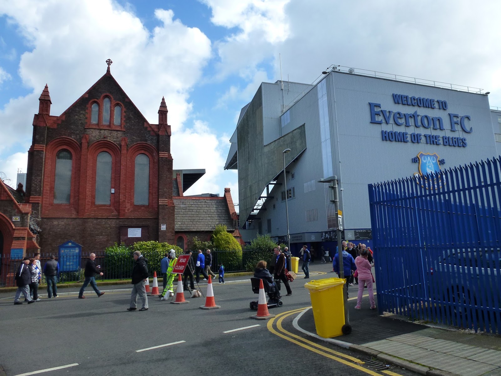 Extreme Football Tourism: ENGLAND: Everton FC