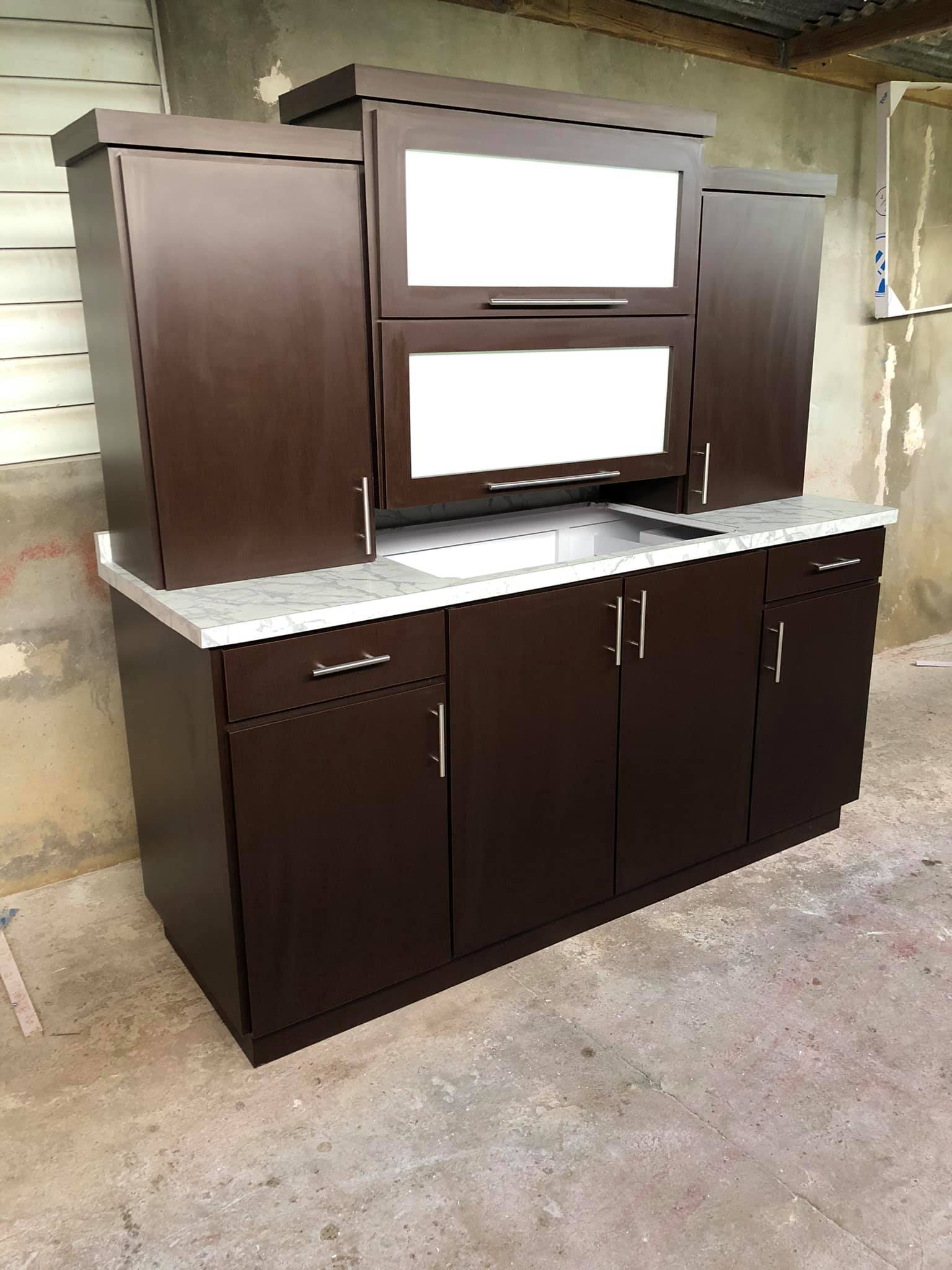 Gabinete de 6’ pies en pvc color wenge!